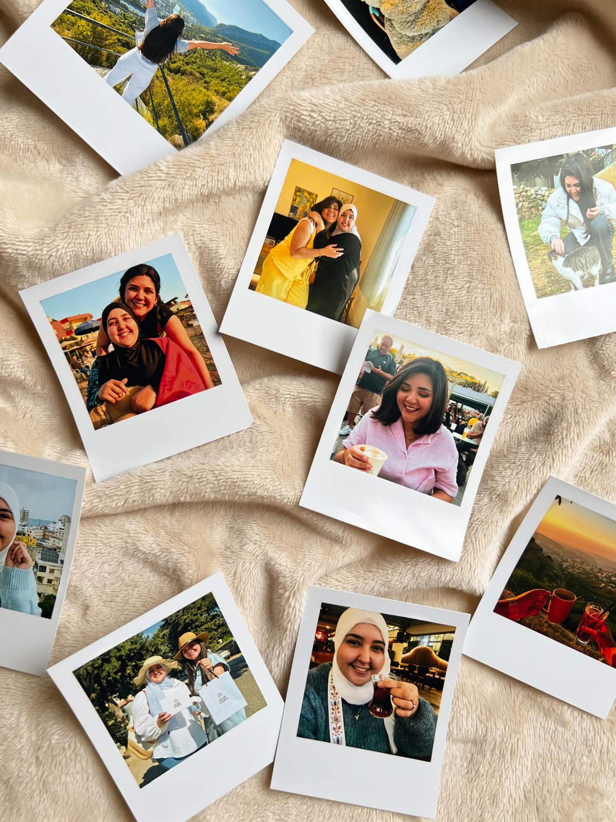 Little Prints: Instant-Style Photo Prints 📸 (30 memories per set)