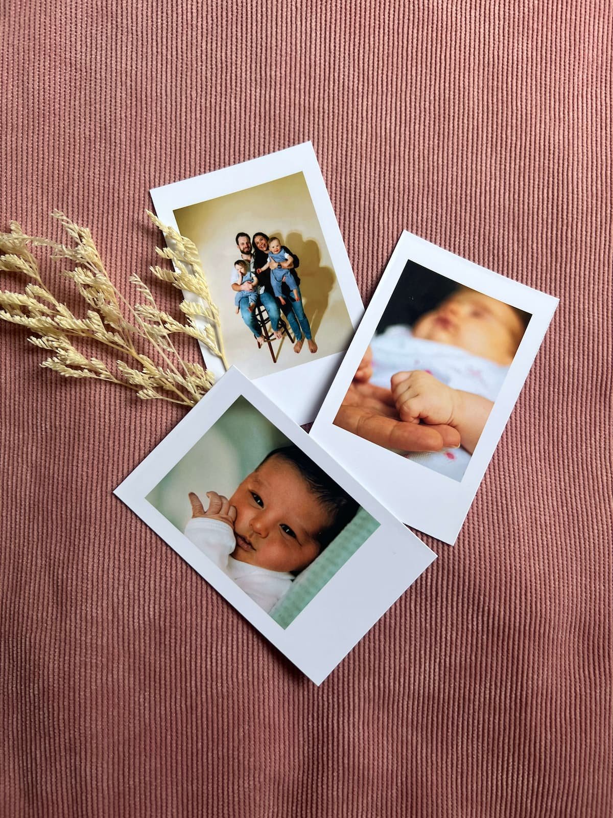 Little Prints: Instant-Style Photo Prints 📸 (30 memories per set)